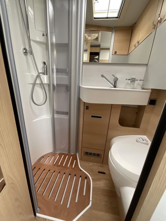 HYMER-ERIBA I 580 Solar, Markise, Sat, wenig km Ansicht 25 für Fahrzeugdetailseite