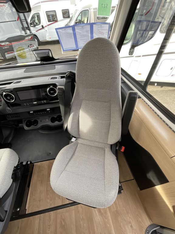 HYMER-ERIBA I 580 Solar, Markise, Sat, wenig km Ansicht 26 für Fahrzeugdetailseite