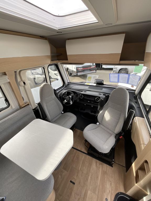 HYMER-ERIBA I 580 Solar, Markise, Sat, wenig km Ansicht 27 für Fahrzeugdetailseite