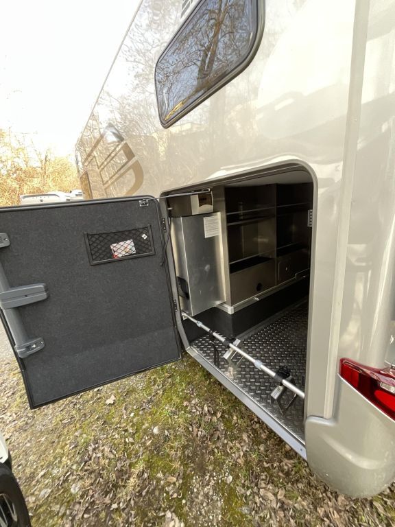 HYMER-ERIBA 580 Ansicht 9 für Fahrzeugdetailseite