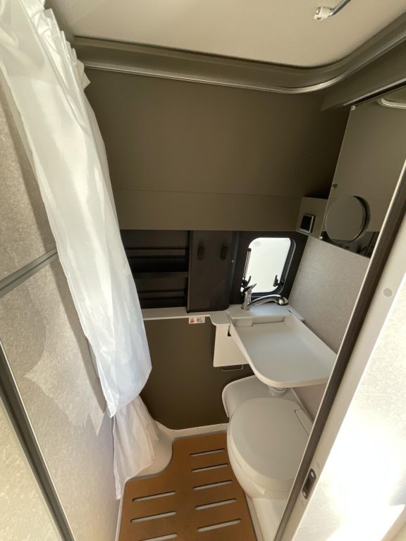 HYMER-ERIBA Grand Canyon S 600 Schlafdach, Premium Paket, Ansicht 12 für Fahrzeugdetailseite