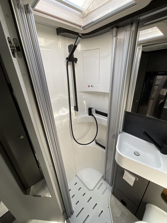 HYMER-ERIBA 580 CrossTrail Router+Sat+Bike Carrier Ansicht 13 für Fahrzeugdetailseite