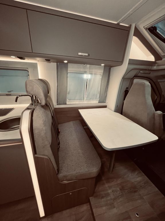 CARADO 448 Automatik, Navi, Sat, TV Ansicht 10 für Fahrzeugdetailseite