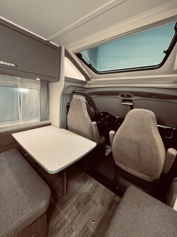 CARADO 448 Automatik, Navi, Sat, TV Ansicht 11 für Fahrzeugdetailseite