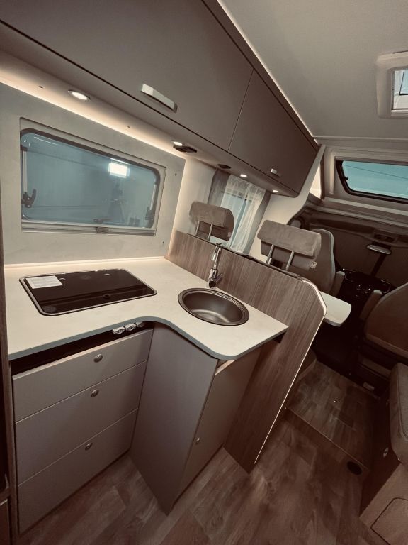 CARADO 448 Automatik, Navi, Sat, TV Ansicht 14 für Fahrzeugdetailseite