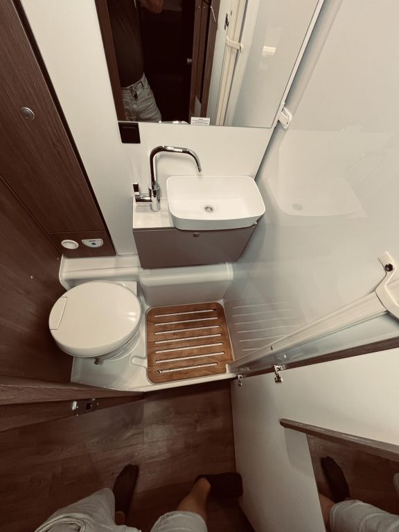 CARADO 448 Automatik, Navi, Sat, TV Ansicht 19 für Fahrzeugdetailseite