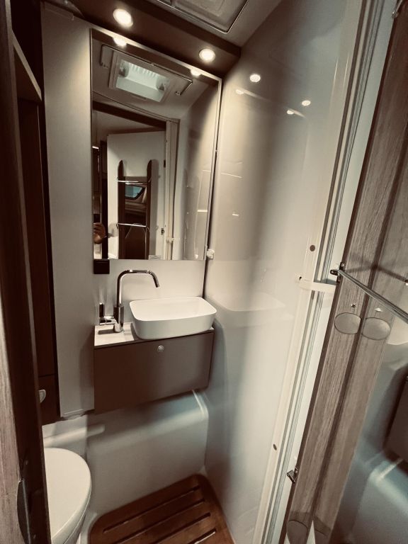 CARADO 448 Automatik, Navi, Sat, TV Ansicht 25 für Fahrzeugdetailseite