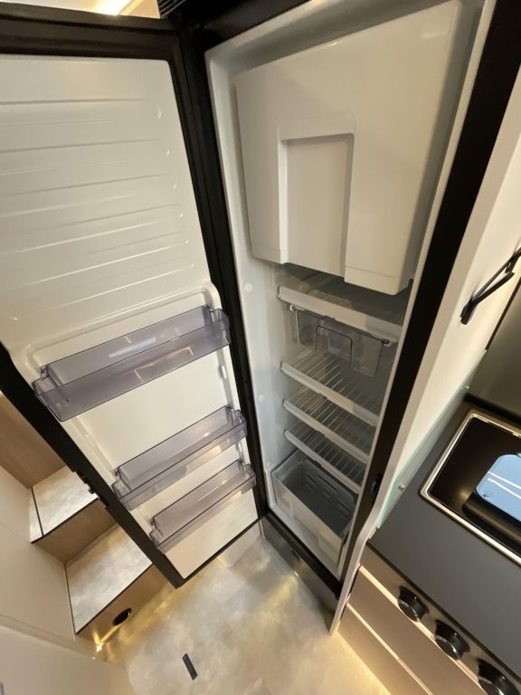 HYMER-ERIBA I 600 Dachklima, Solar, TV, Sat Ansicht 13 für Fahrzeugdetailseite