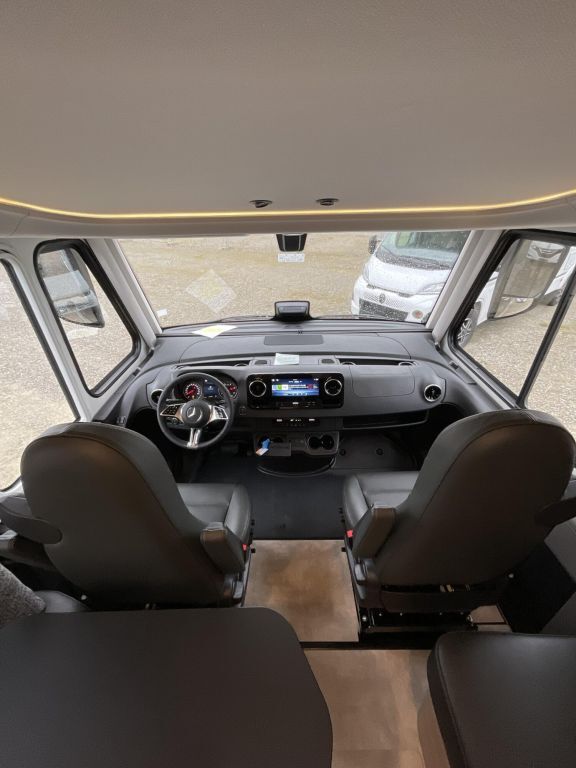 HYMER-ERIBA I 600 Dachklima, Solar, TV, Sat Ansicht 9 für Fahrzeugdetailseite
