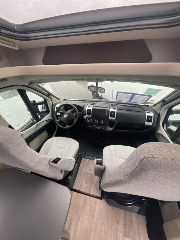 HYMER-ERIBA 474 Ansicht 10 für Fahrzeugdetailseite