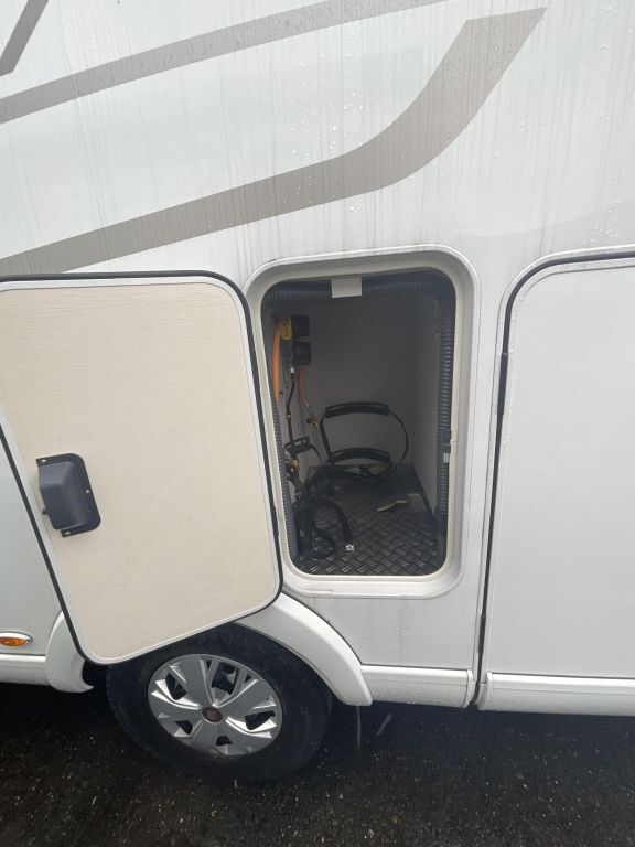 HYMER-ERIBA 474 Ansicht 16 für Fahrzeugdetailseite