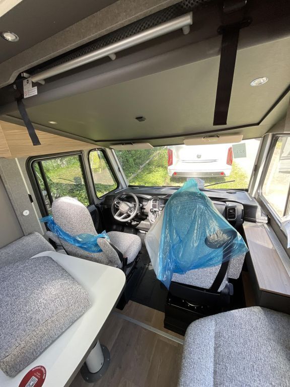 DETHLEFFS I 7057 EB Winterpaket, Paket X, Naviceiver Ansicht 6 für Fahrzeugdetailseite
