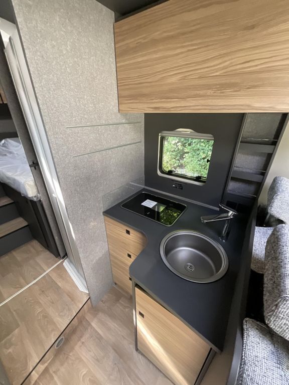 DETHLEFFS I 7057 EB Winterpaket, Paket X, Naviceiver Ansicht 7 für Fahrzeugdetailseite
