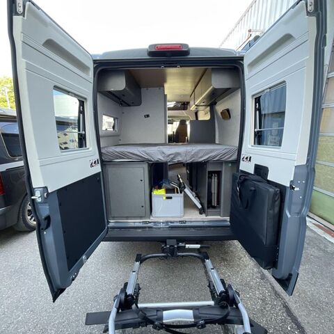 HYMER-ERIBA Redwood 600 180 PS, Solar Ansicht 17 für Fahrzeugdetailseite