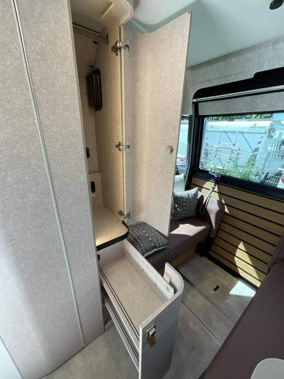 HYMER-ERIBA S Verfügbar ab Dez 26! Ansicht 28 für Fahrzeugdetailseite