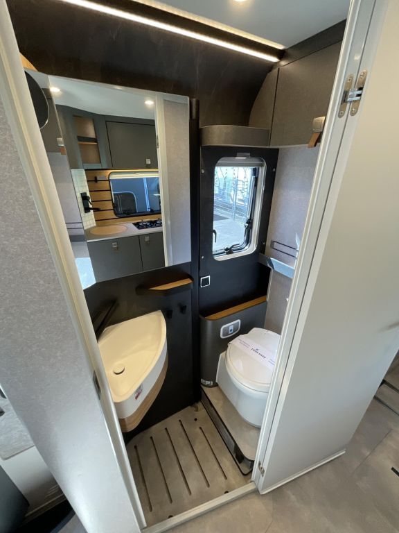 HYMER-ERIBA S Verfügbar ab Dez 26! Ansicht 29 für Fahrzeugdetailseite
