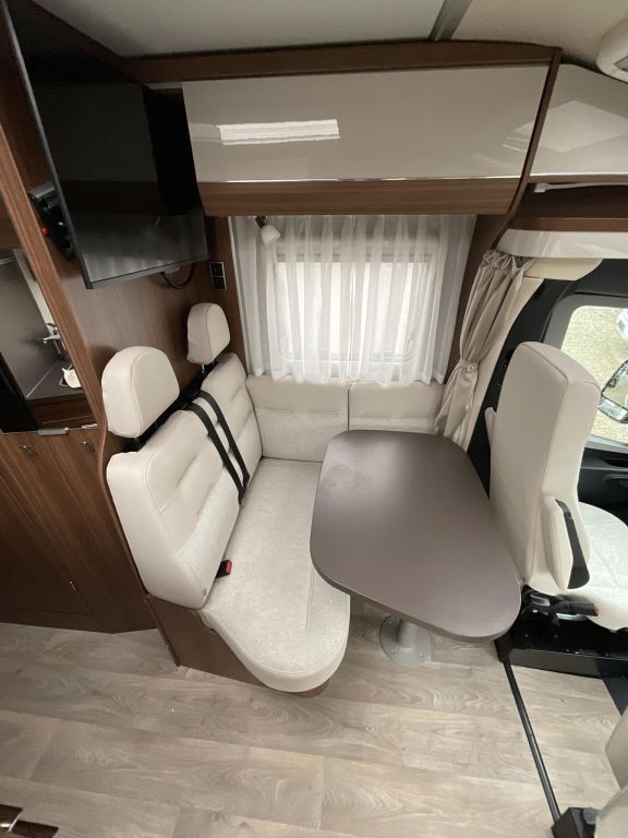 HYMER-ERIBA 580 - 40.000,- EUR Ansicht 7 für Fahrzeugdetailseite