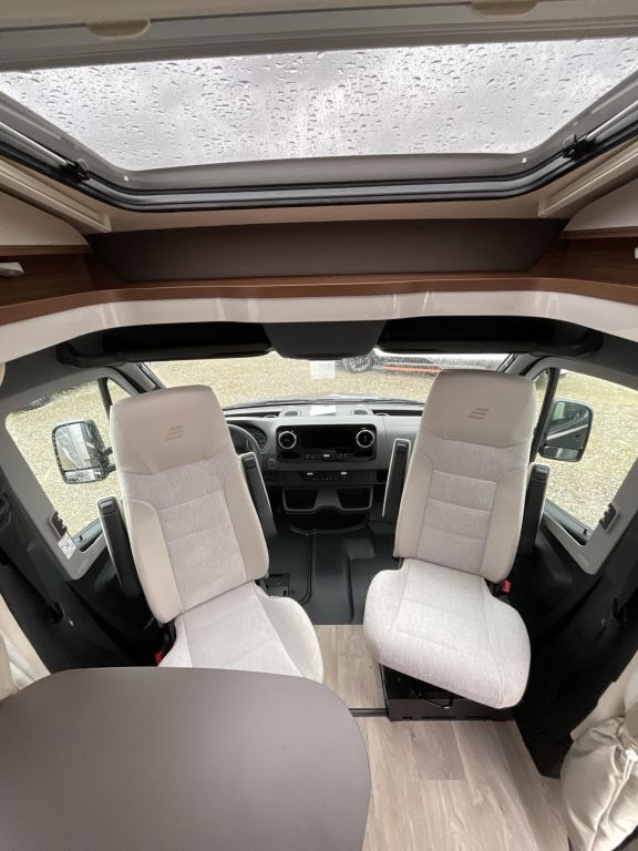 HYMER-ERIBA 580 - 40.000,- EUR Ansicht 9 für Fahrzeugdetailseite