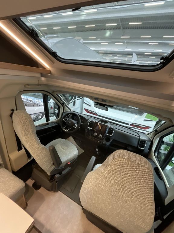 DETHLEFFS T 6762 *Abwassertank isoliert*Navi Ansicht 10 für Fahrzeugdetailseite