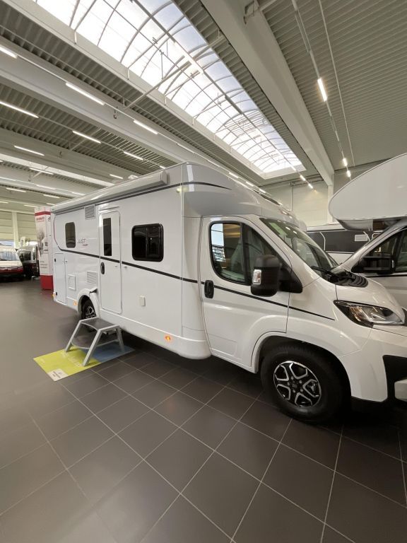 DETHLEFFS T 6762 *Abwassertank isoliert*Navi Ansicht 3 für Fahrzeugdetailseite