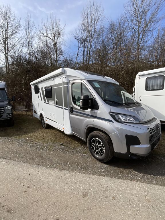 CARADO V337 Automatik, Markise Ansicht 4 für Fahrzeugdetailseite