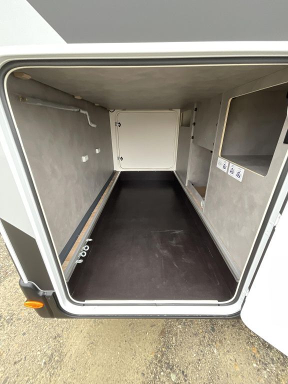 CROSSCAMP 7.4 E Hubbett, Solar, Navi, RFK Ansicht 6 für Fahrzeugdetailseite