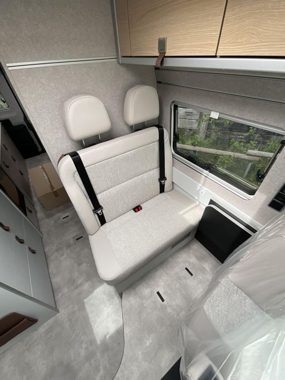 HYMER-ERIBA Yellowstone Maxi 180 PS Ansicht 5 für Fahrzeugdetailseite
