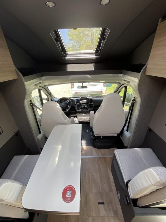 DETHLEFFS T 7057 EBL Ansicht 4 für Fahrzeugdetailseite