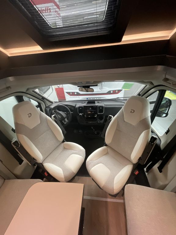 DETHLEFFS T 7057 EBL Ansicht 16 für Fahrzeugdetailseite