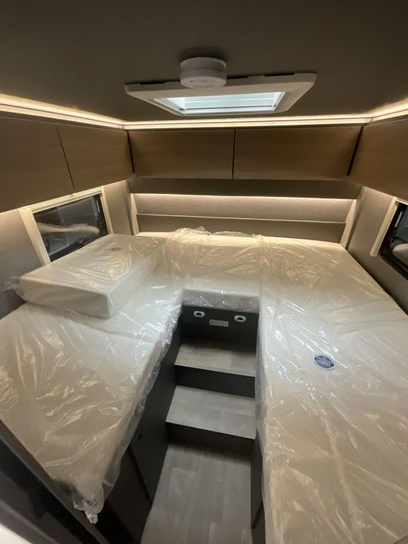 DETHLEFFS T 7057 EBL Ansicht 7 für Fahrzeugdetailseite