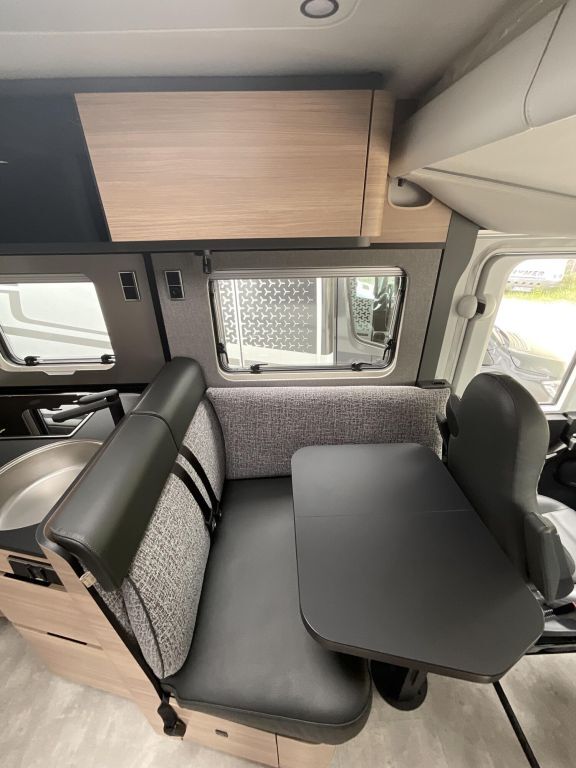 HYMER-ERIBA I 680 Solar, Autark, Dachklima, GFK Ansicht 11 für Fahrzeugdetailseite