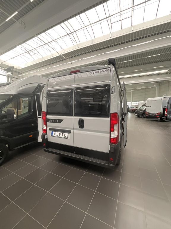 CROSSCAMP 6.0 DF Schnäppchen 6m Kastenwagen Ansicht 4 für Fahrzeugdetailseite