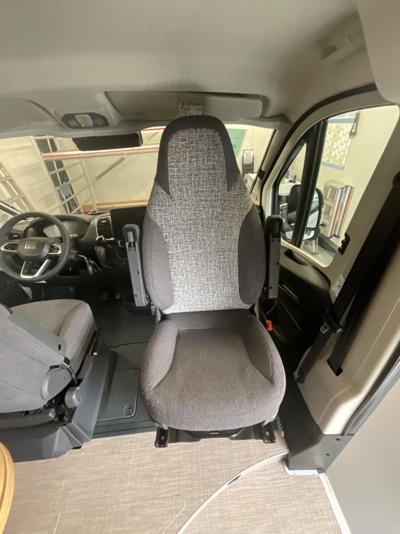 HYMER-ERIBA Redwood 600 Ansicht 14 für Fahrzeugdetailseite