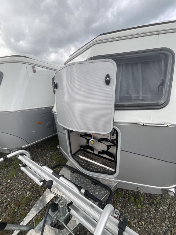 HYMER-ERIBA 530 Ansicht 8 für Fahrzeugdetailseite