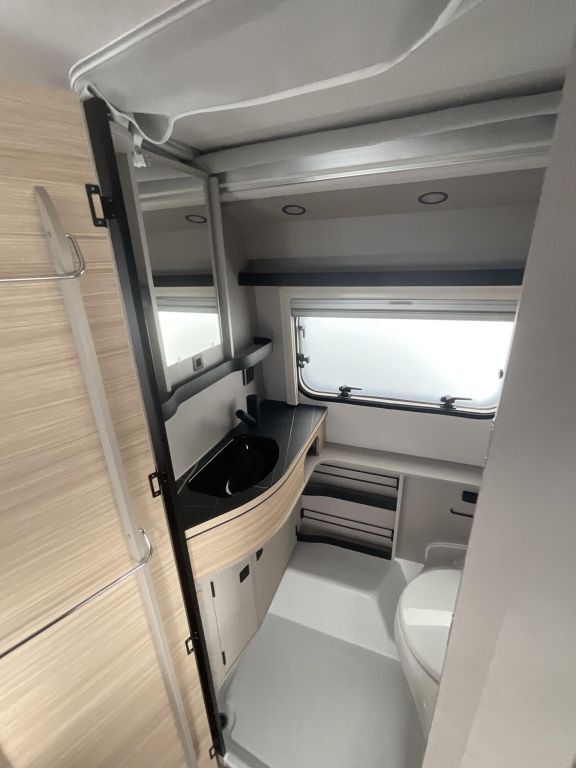 HYMER-ERIBA 542 Ansicht 8 für Fahrzeugdetailseite
