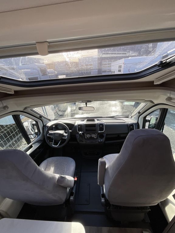 CARADO 457 Ansicht 10 für Fahrzeugdetailseite