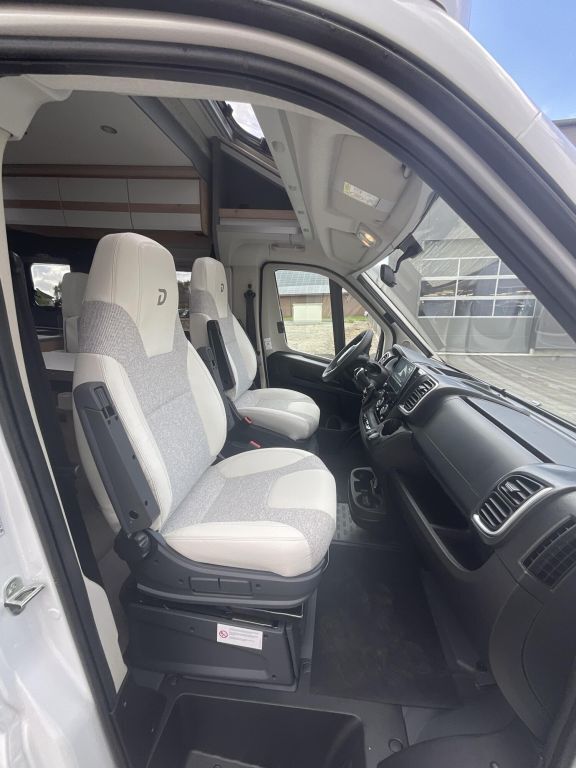 DETHLEFFS T 7052 EBL Active Ansicht 6 für Fahrzeugdetailseite