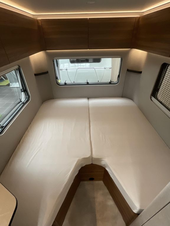 HYMER-ERIBA 442 Ansicht 13 für Fahrzeugdetailseite