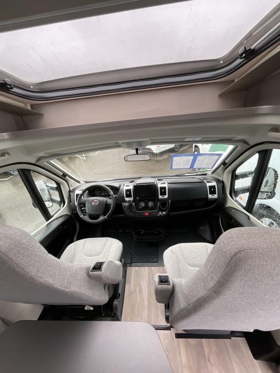 HYMER-ERIBA 580 Pure Ansicht 17 für Fahrzeugdetailseite