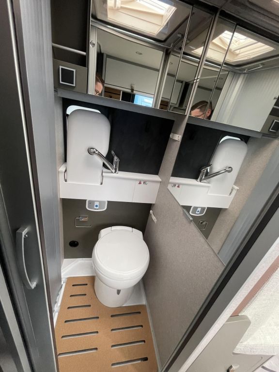 HYMER-ERIBA Yosemite Ansicht 11 für Fahrzeugdetailseite