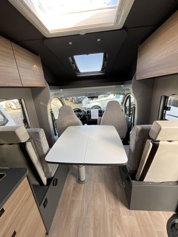 DETHLEFFS T 7057 EBL 180 PS; MAXI, Automatik Ansicht 5 für Fahrzeugdetailseite