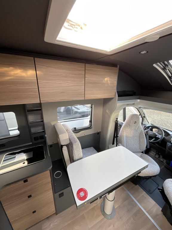 DETHLEFFS T 7057 EBL 180 PS; MAXI, Automatik Ansicht 9 für Fahrzeugdetailseite