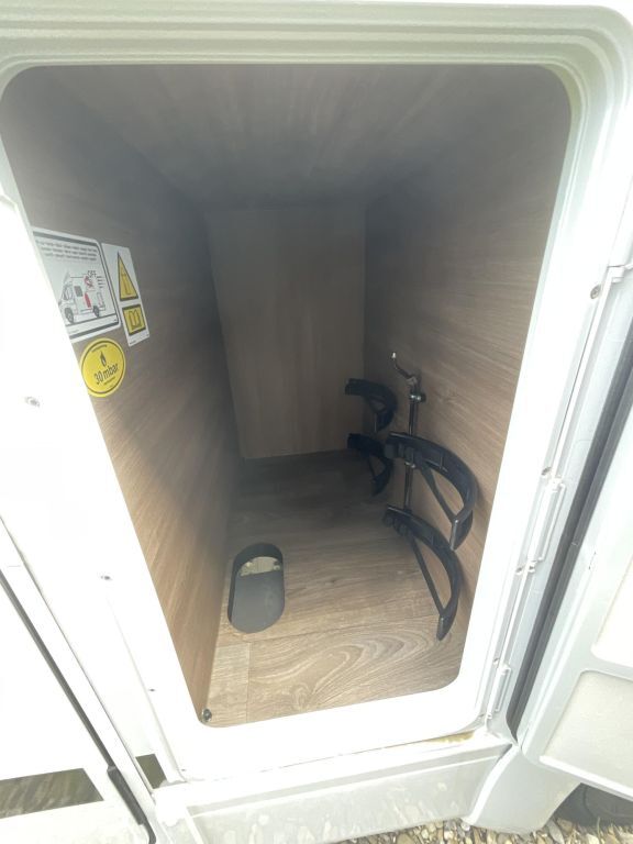 CARADO 338 180 PS, Automatik Ansicht 15 für Fahrzeugdetailseite