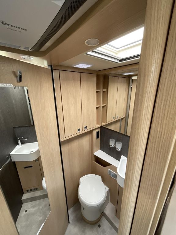 HYMER-ERIBA T 780 BlackLine Ansicht 7 für Fahrzeugdetailseite