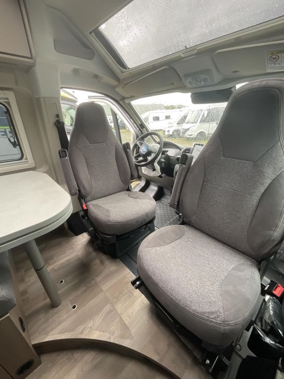 CARADO 640 PRO+ Ansicht 12 für Fahrzeugdetailseite