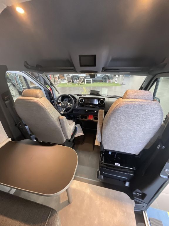 HYMER-ERIBA Grand Canyon S 600 Xperience AHK, Solar, Winterp Ansicht 12 für Fahrzeugdetailseite