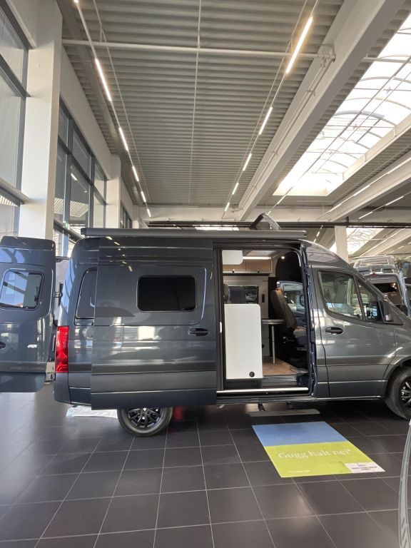 HYMER-ERIBA Grand Canyon S 600 Xperience AHK, Solar, Winterp Ansicht 4 für Fahrzeugdetailseite