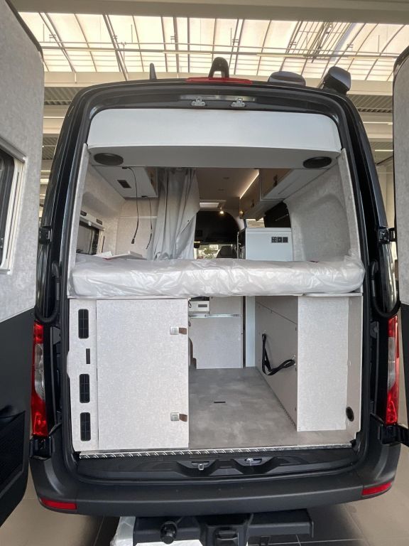 HYMER-ERIBA Grand Canyon S 600 Xperience AHK, Solar, Winterp Ansicht 6 für Fahrzeugdetailseite