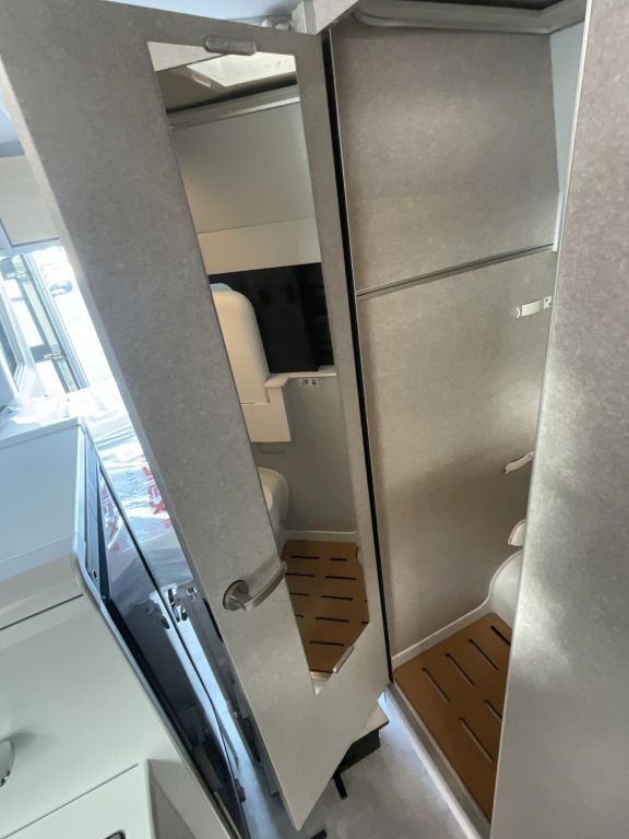HYMER-ERIBA Grand Canyon S 600 Xperience AHK, Solar, Winterp Ansicht 7 für Fahrzeugdetailseite