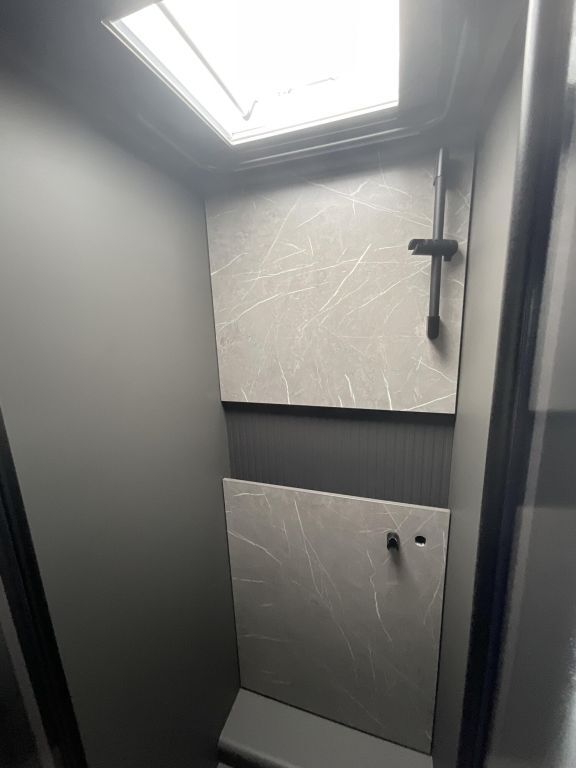 HYMER-ERIBA T 680 *Hubbett*Autark*Solar* Ansicht 11 für Fahrzeugdetailseite